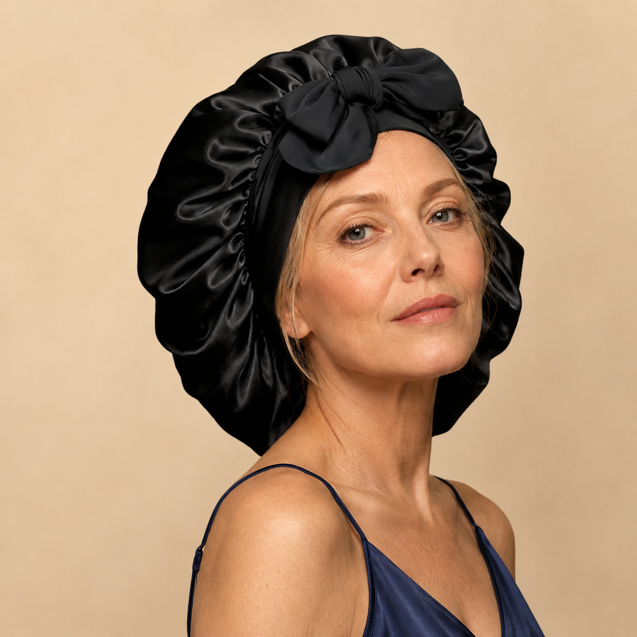Bonnet en satin